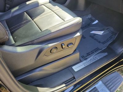2024 Chevrolet Silverado 3500HD - Photo 33