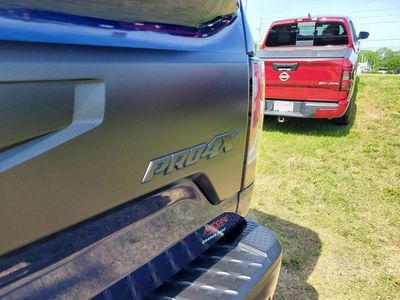 2024 Nissan Titan - Photo 7