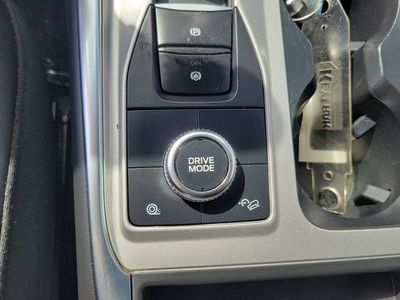 2022 Ford Explorer - Photo 25