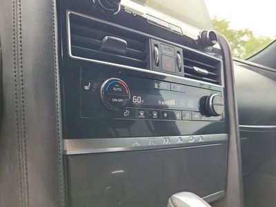 2022 Nissan Armada - Photo 23