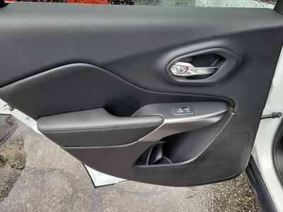 2019 Jeep Cherokee - Photo 12