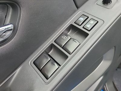 2024 Nissan Frontier - Photo 21