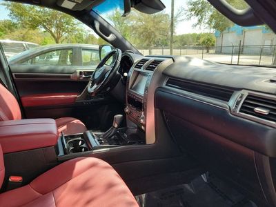 2021 Lexus GX - Photo 32