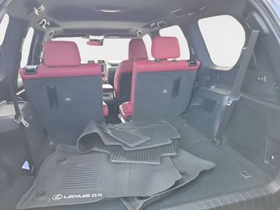 2021 Lexus GX - Photo 8