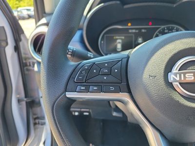 2025 Nissan Versa - Photo 12