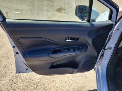 2025 Nissan Versa - Photo 7