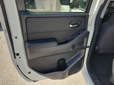 2026 Nissan Frontier - Photo 25