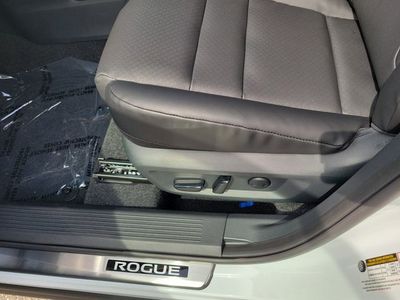 2026 Nissan Rogue - Photo 9