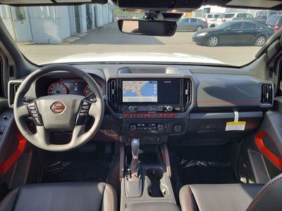 2026 Nissan Frontier - Photo 22