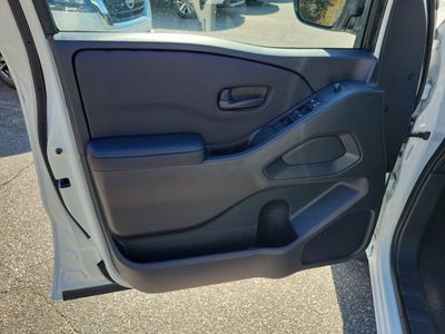 2026 Nissan Frontier - Photo 5