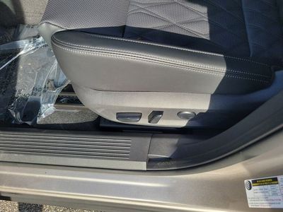 2026 Nissan Rogue — photo 9 view