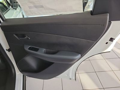 2026 Nissan Leaf - Photo 28