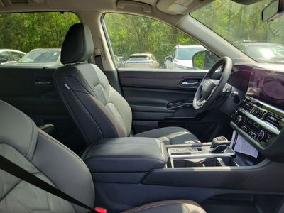 2026 Nissan Pathfinder — photo 32 view