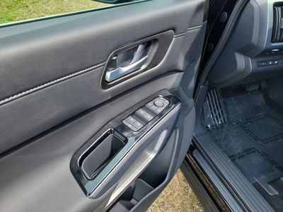 2026 Nissan Pathfinder - Photo 6