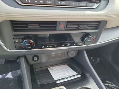 2026 Nissan Rogue — photo 17 view