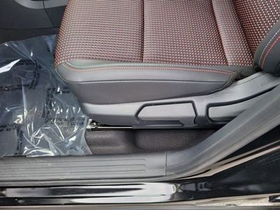 2026 Nissan Kicks - Photo 9