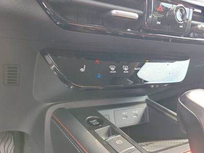 2026 Nissan Kicks - Photo 17