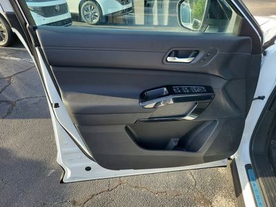 2026 Nissan Pathfinder - Photo 5