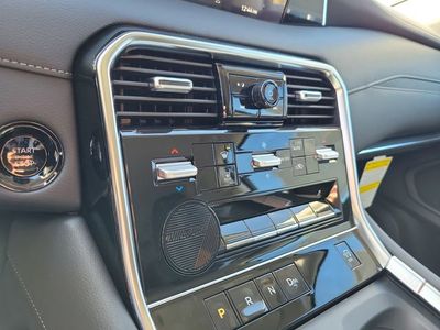 2026 Nissan Armada - Photo 17
