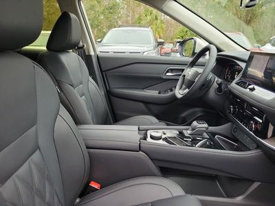 2026 Nissan Rogue — photo 32 view