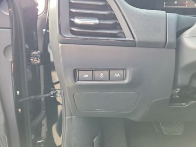 2026 Nissan Sentra — photo 10 view