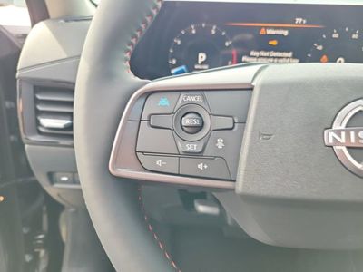 2026 Nissan Sentra — photo 11 view
