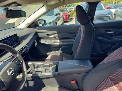 2026 Nissan Sentra — photo 8 view