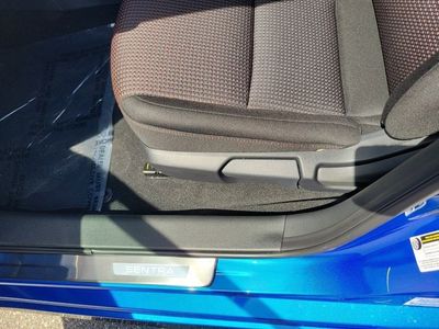 2026 Nissan Sentra — photo 9 view