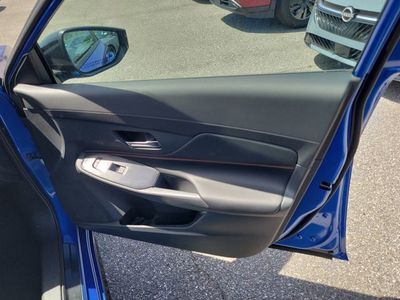 2026 Nissan Sentra — photo 32 view
