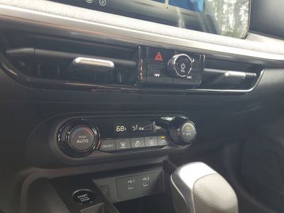 2026 Nissan Kicks - Photo 16