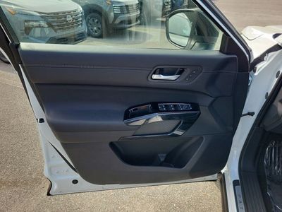 2026 Nissan Pathfinder — detail view