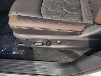 2026 Nissan Pathfinder — photo 9 view