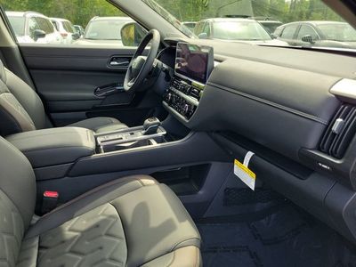 2026 Nissan Pathfinder — photo 31 view
