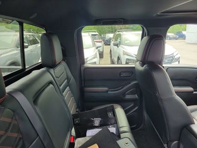 2026 Nissan Frontier - Photo 28