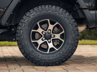 2022 Jeep Wrangler - Photo 16