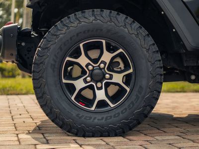 2022 Jeep Wrangler - Photo 15