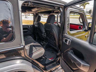 2022 Jeep Wrangler - Photo 39