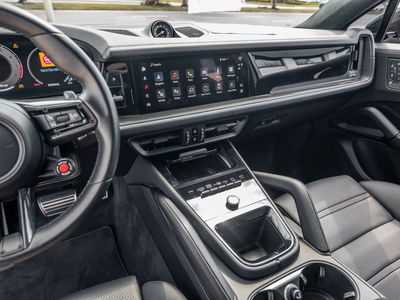 2024 Porsche Cayenne Coupe - Photo 28