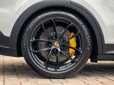 2024 Porsche Cayenne Coupe - Photo 13