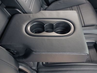 2024 Porsche Cayenne Coupe - Photo 44