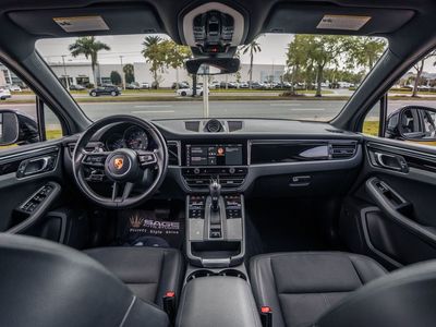 2022 Porsche Macan - Photo 22