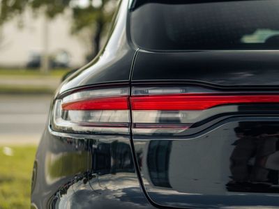 2022 Porsche Macan - Photo 11