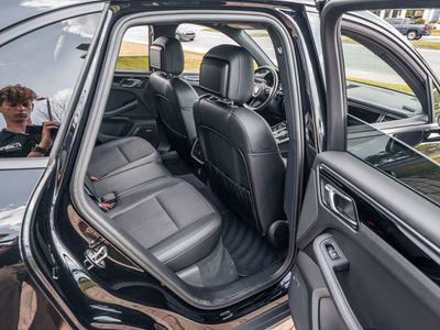 2022 Porsche Macan - Photo 39