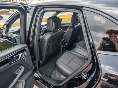 2022 Porsche Macan - Photo 36