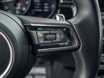 2022 Porsche Macan - Photo 25