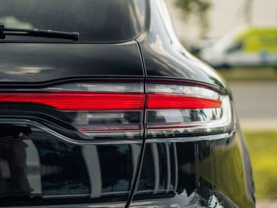 2022 Porsche Macan - Photo 12