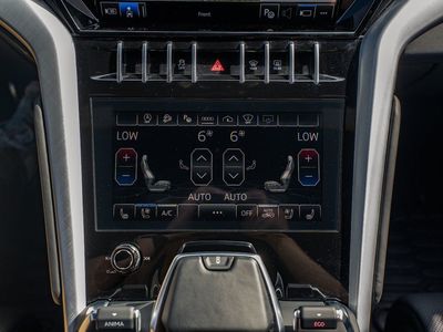 2022 Lamborghini Urus - Photo 27
