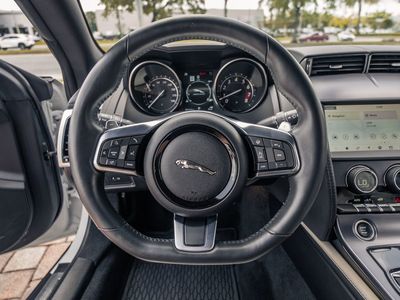 2020 Jaguar F-TYPE - Photo 22