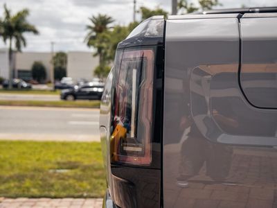 2025 GMC Hummer EV Pickup - Photo 11