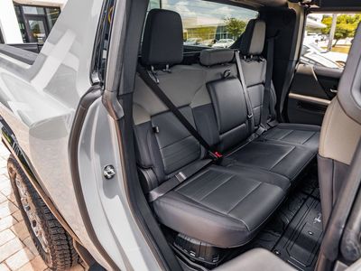 2025 GMC Hummer EV Pickup - Photo 40